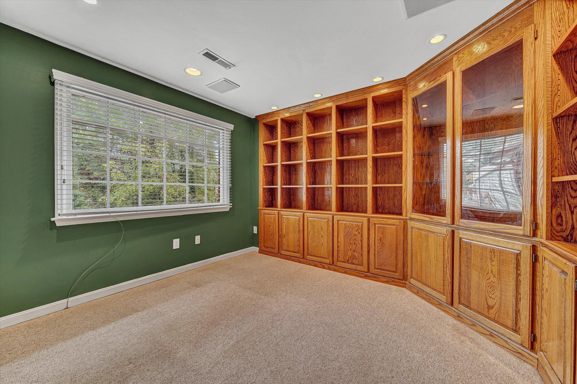 2644 Willowlawn ST - Photo 14