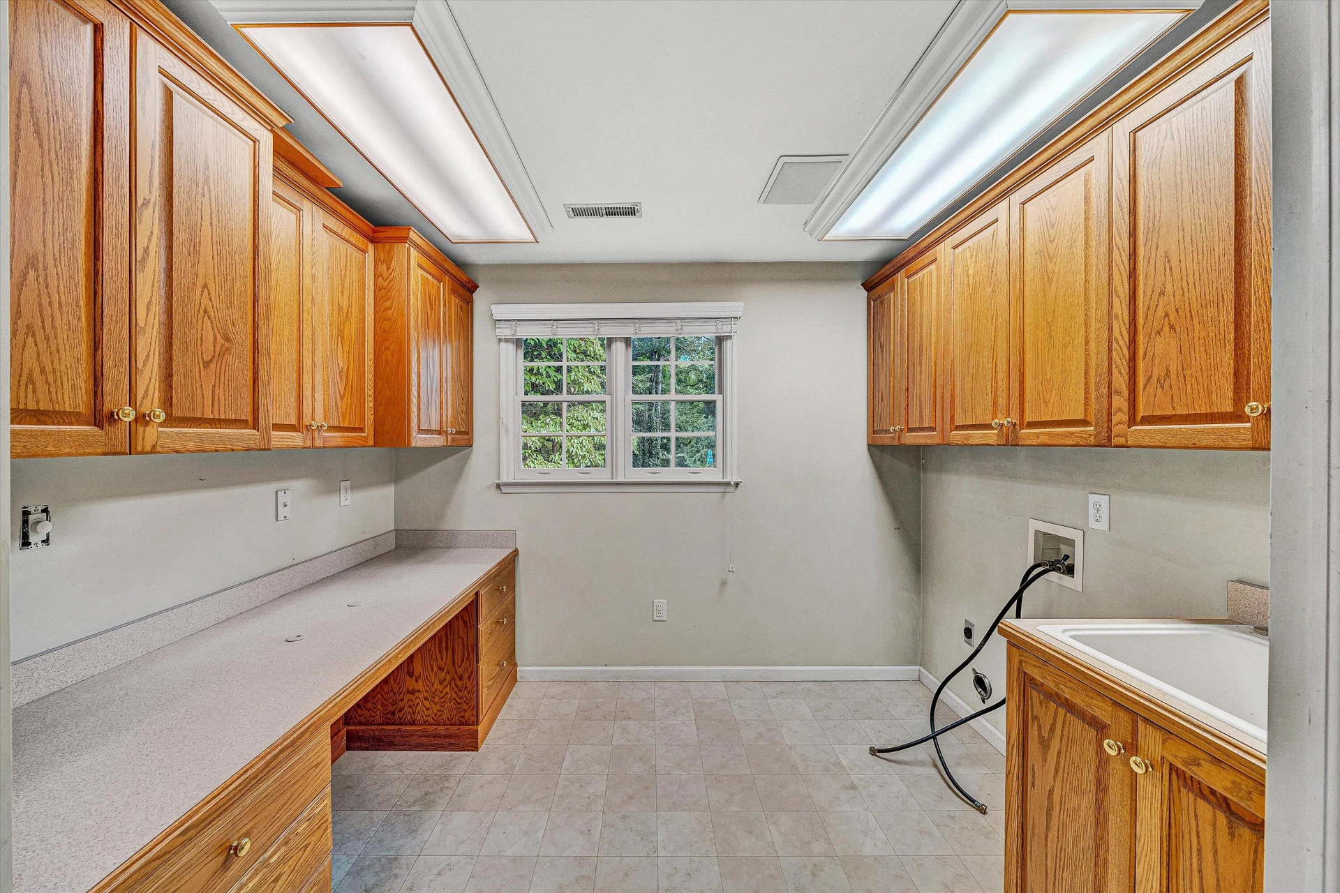 2644 Willowlawn ST - Photo 16