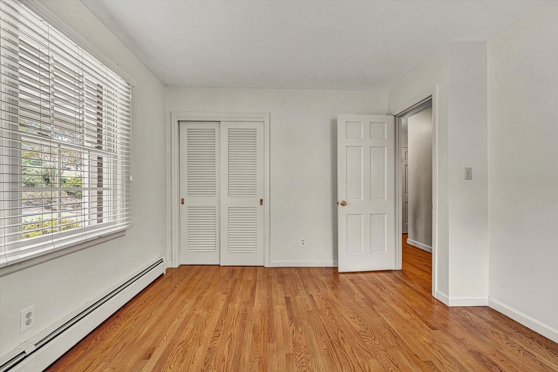 2644 Willowlawn ST - Photo 32
