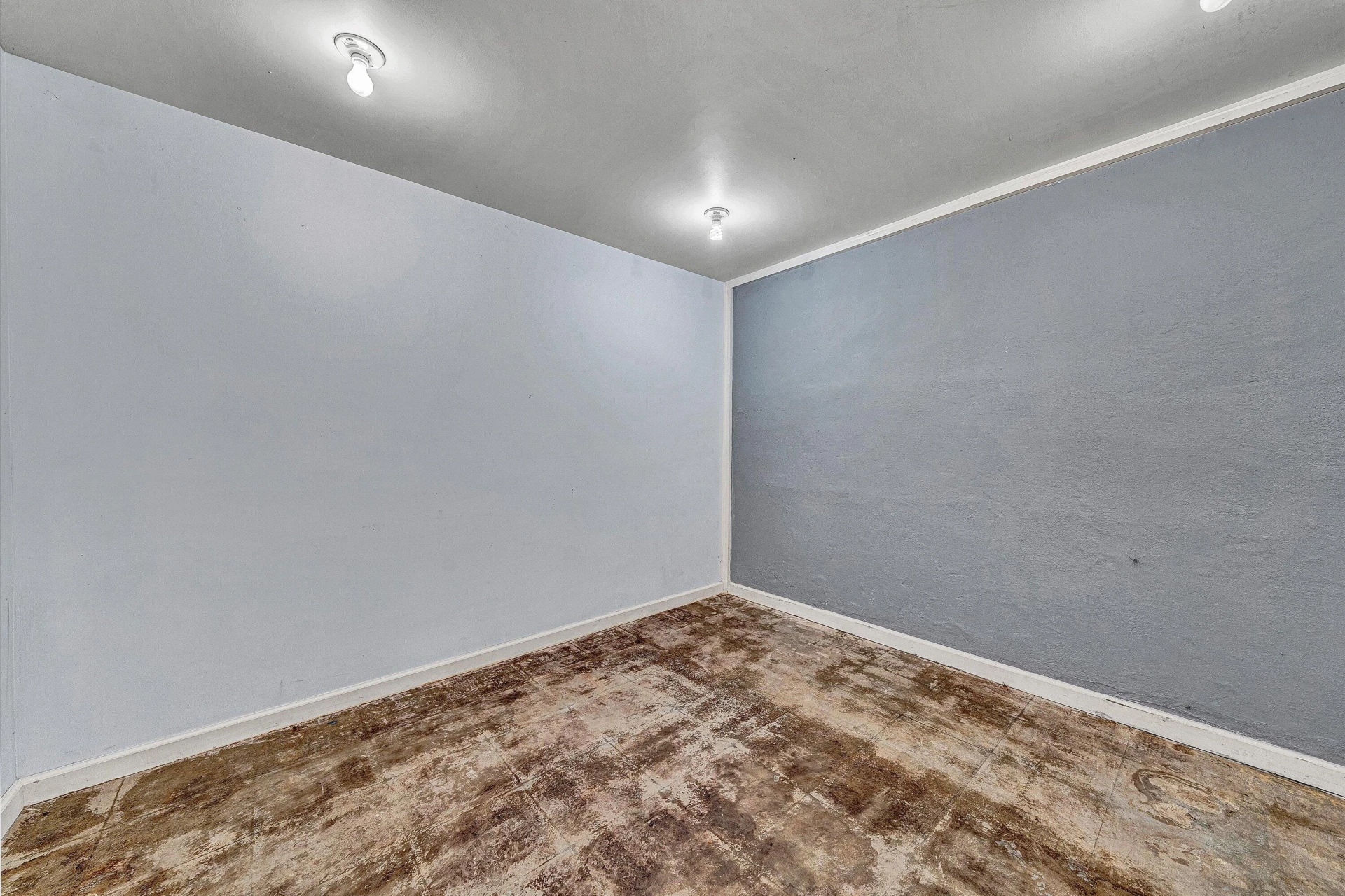 2644 Willowlawn ST - Photo 48