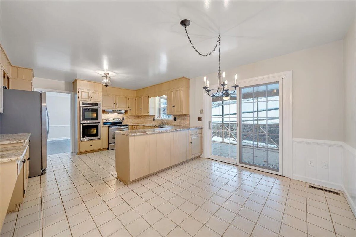5139 Remington RD - Photo 22