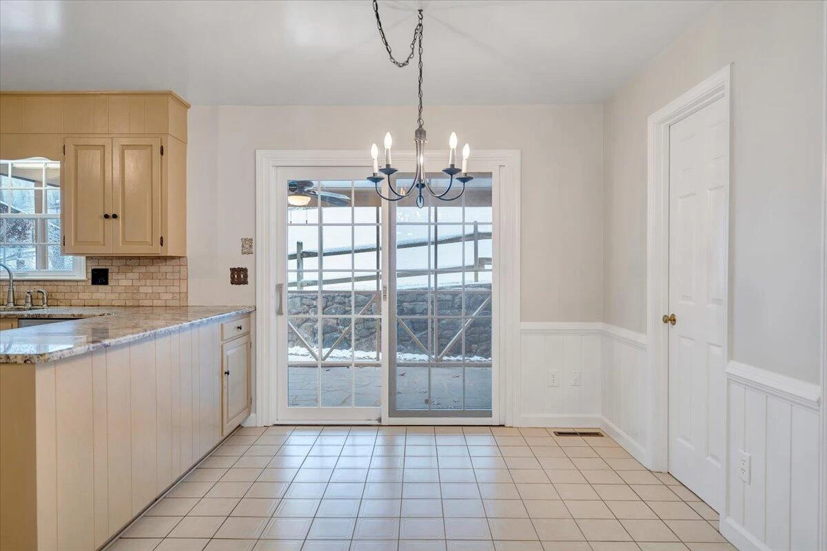 5139 Remington RD - Photo 23