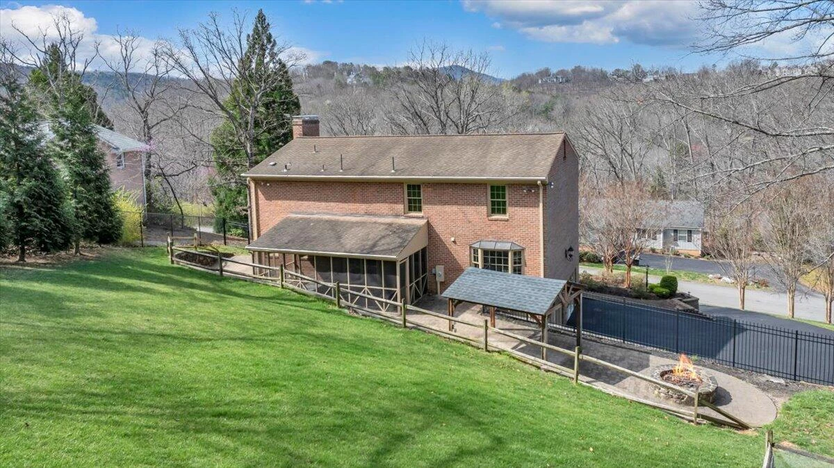 5139 Remington RD - Photo 3