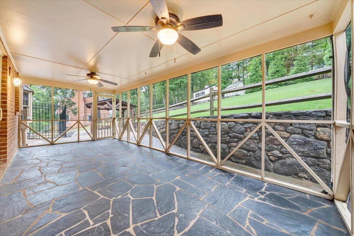 5139 Remington RD - Photo 38