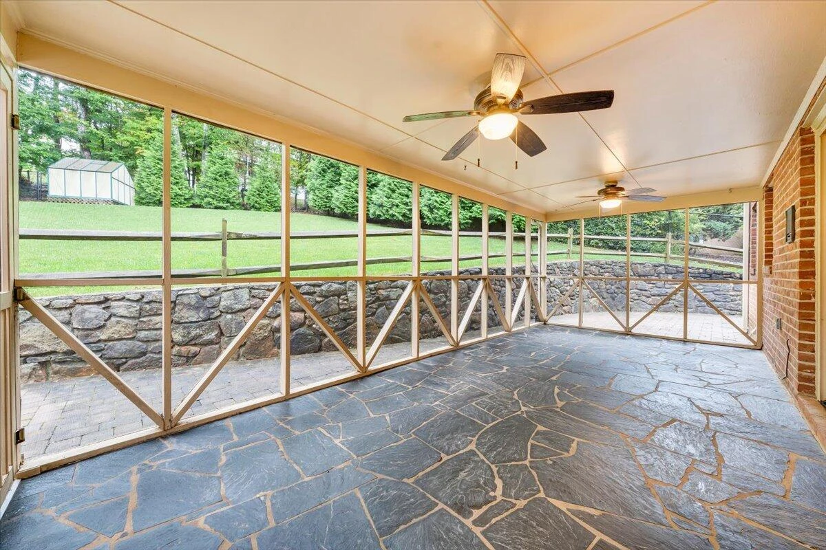 5139 Remington RD - Photo 39