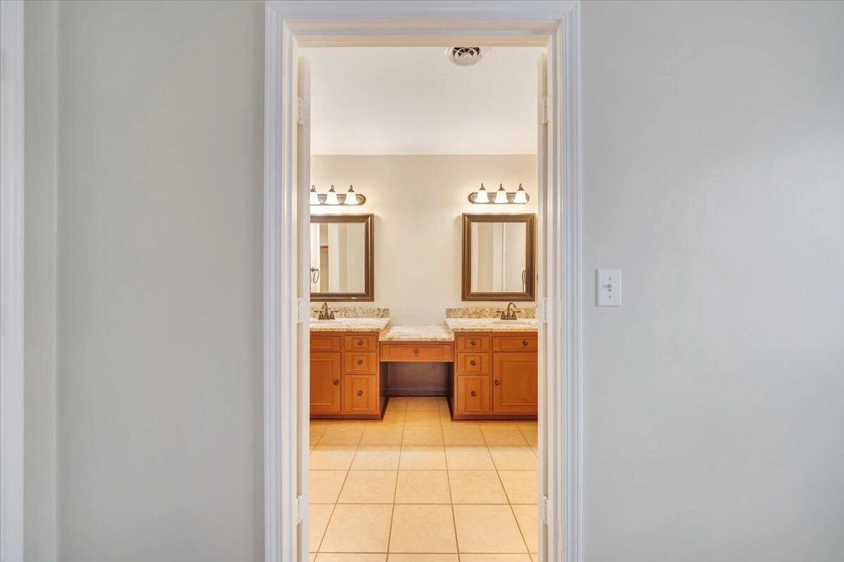 5139 Remington RD - Photo 44