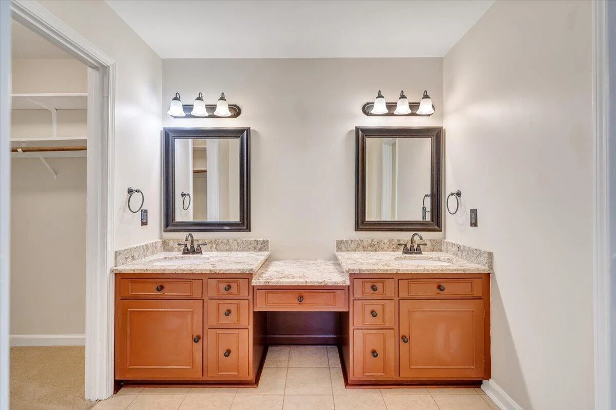 5139 Remington RD - Photo 45