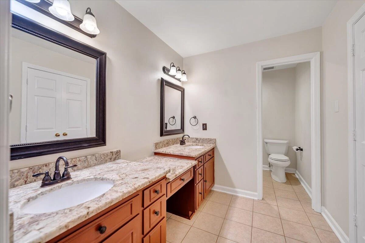 5139 Remington RD - Photo 46