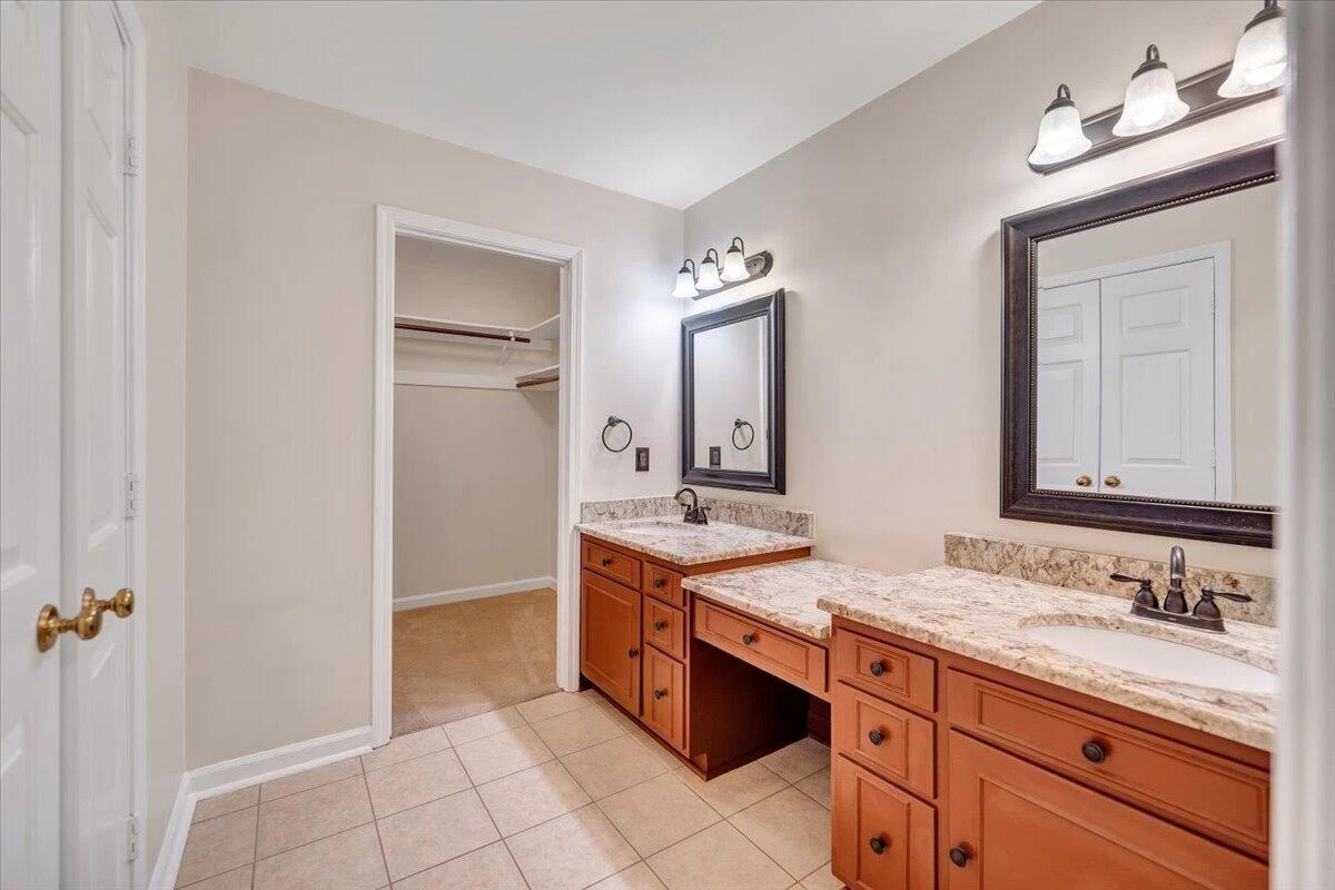 5139 Remington RD - Photo 48