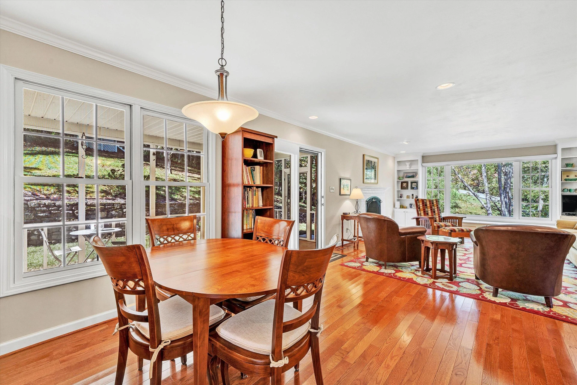 4739 Hickory Hill DR - Photo 17
