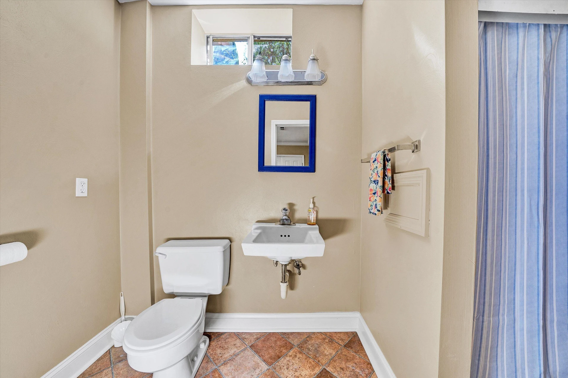 4739 Hickory Hill DR - Photo 41
