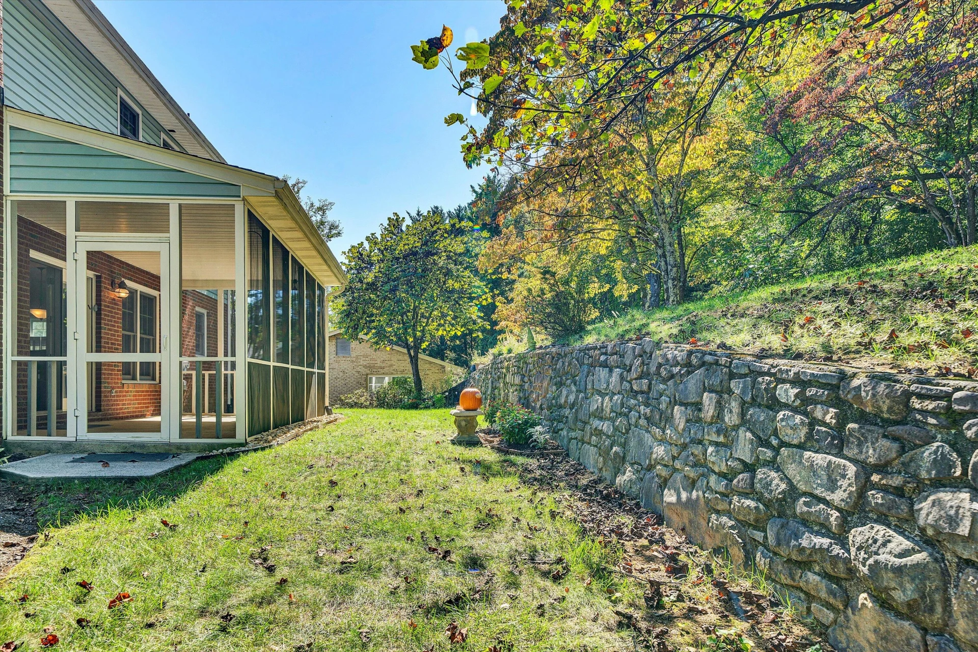 4739 Hickory Hill DR - Photo 45