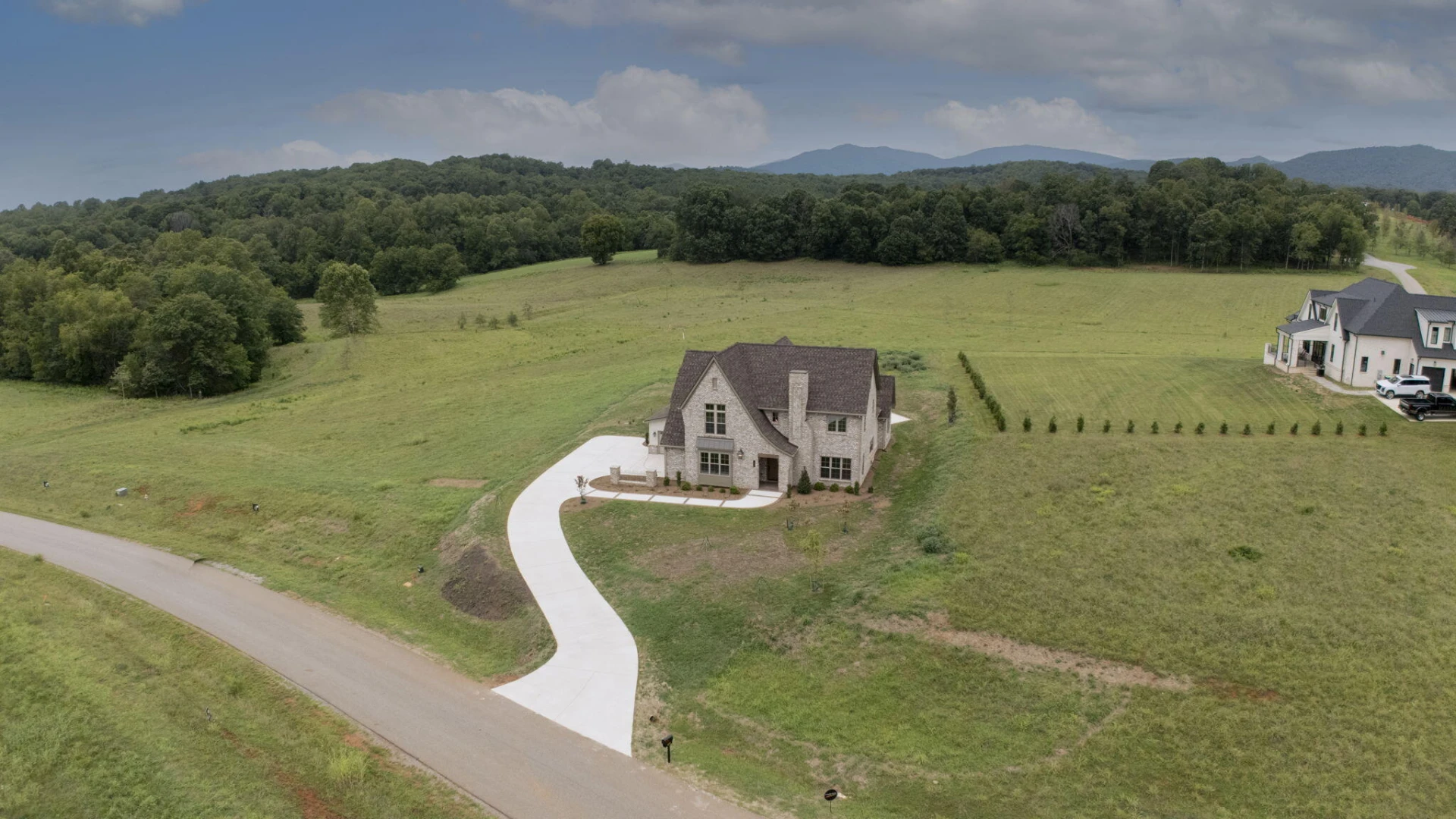 1079 High Oaks DR - Photo 4
