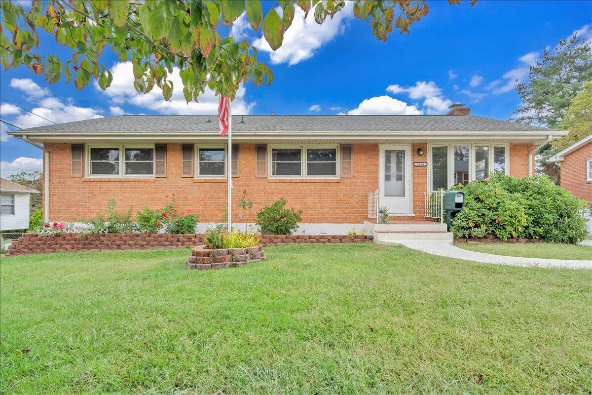 5755 Santa Anita TER