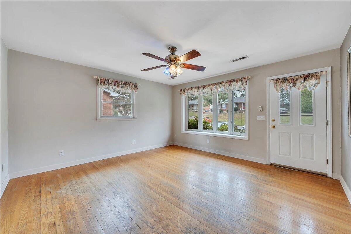 5755 Santa Anita TER - Photo 6