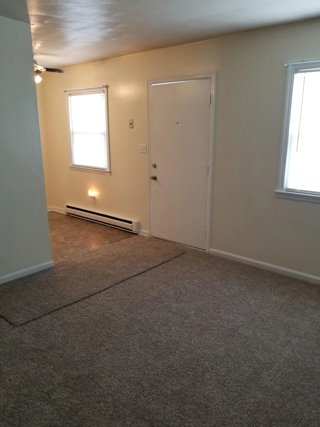 813 Piedmont ST SE - Photo 2