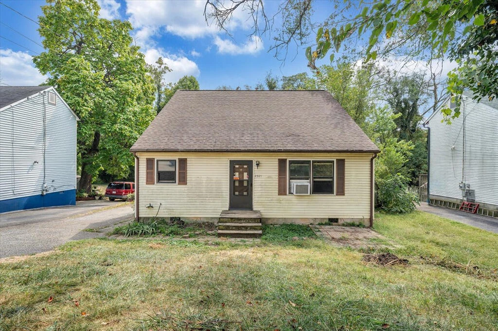 2321 Dunkirk AVE NE