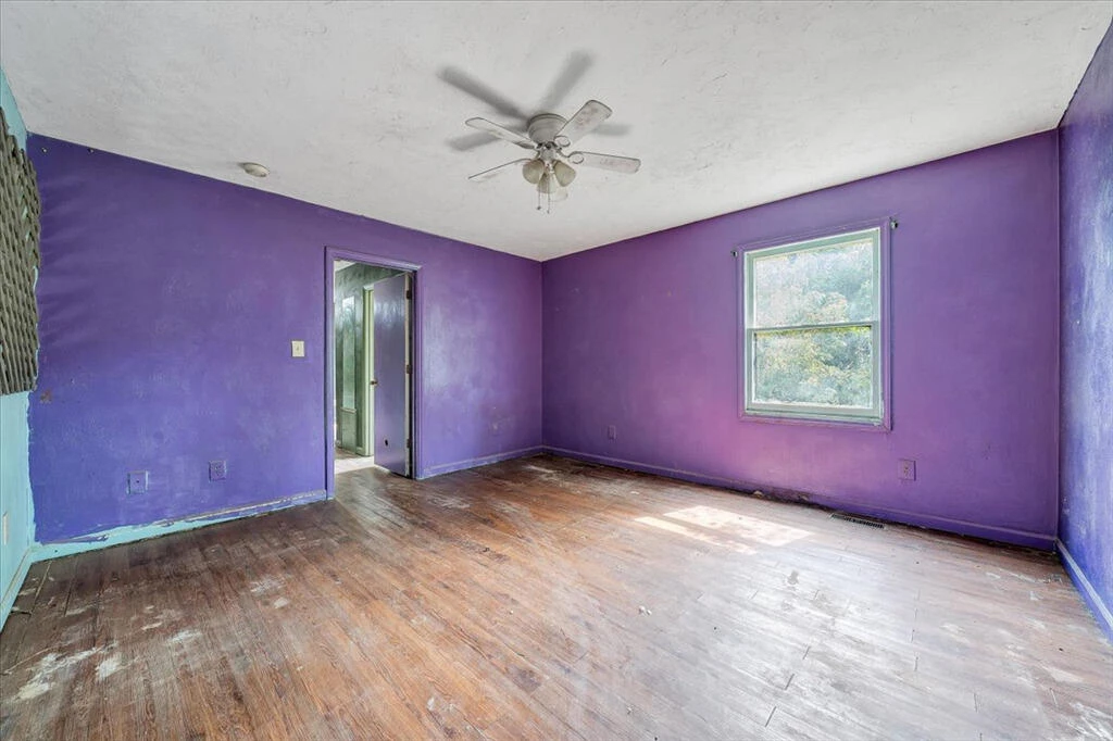 2321 Dunkirk AVE NE - Photo 18