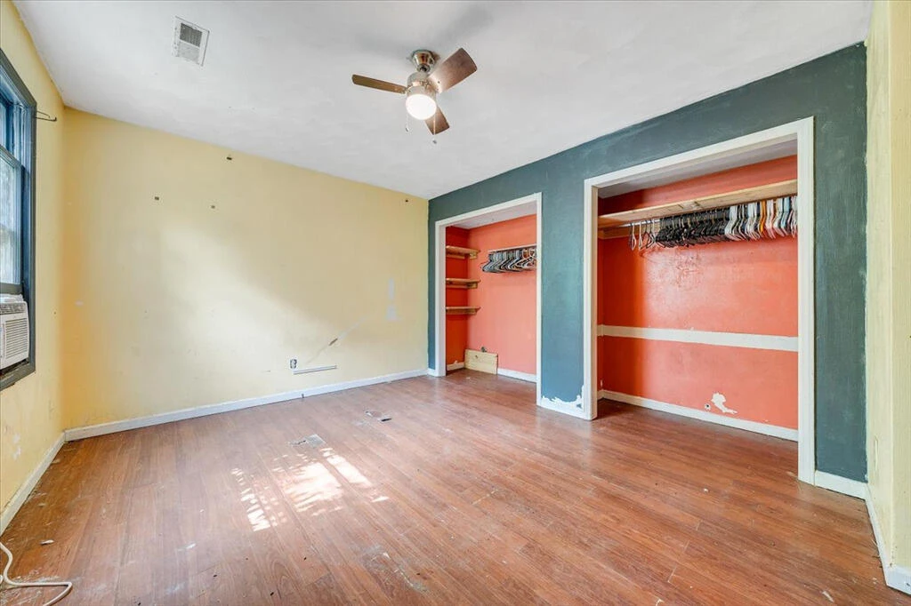 2321 Dunkirk AVE NE - Photo 20
