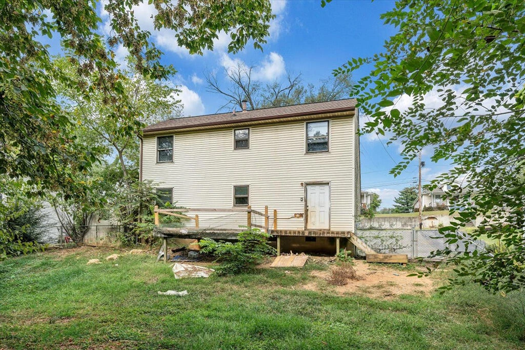 2321 Dunkirk AVE NE - Photo 22