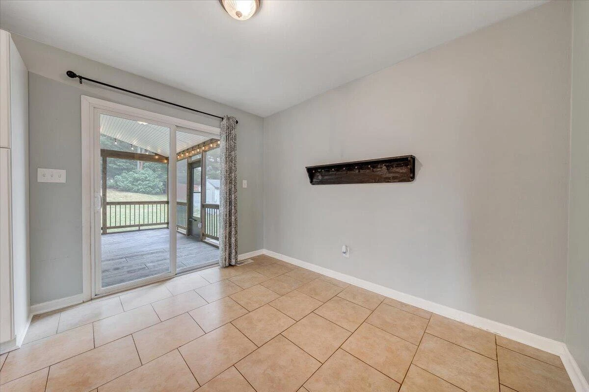 2915 Diplomat DR - Photo 21