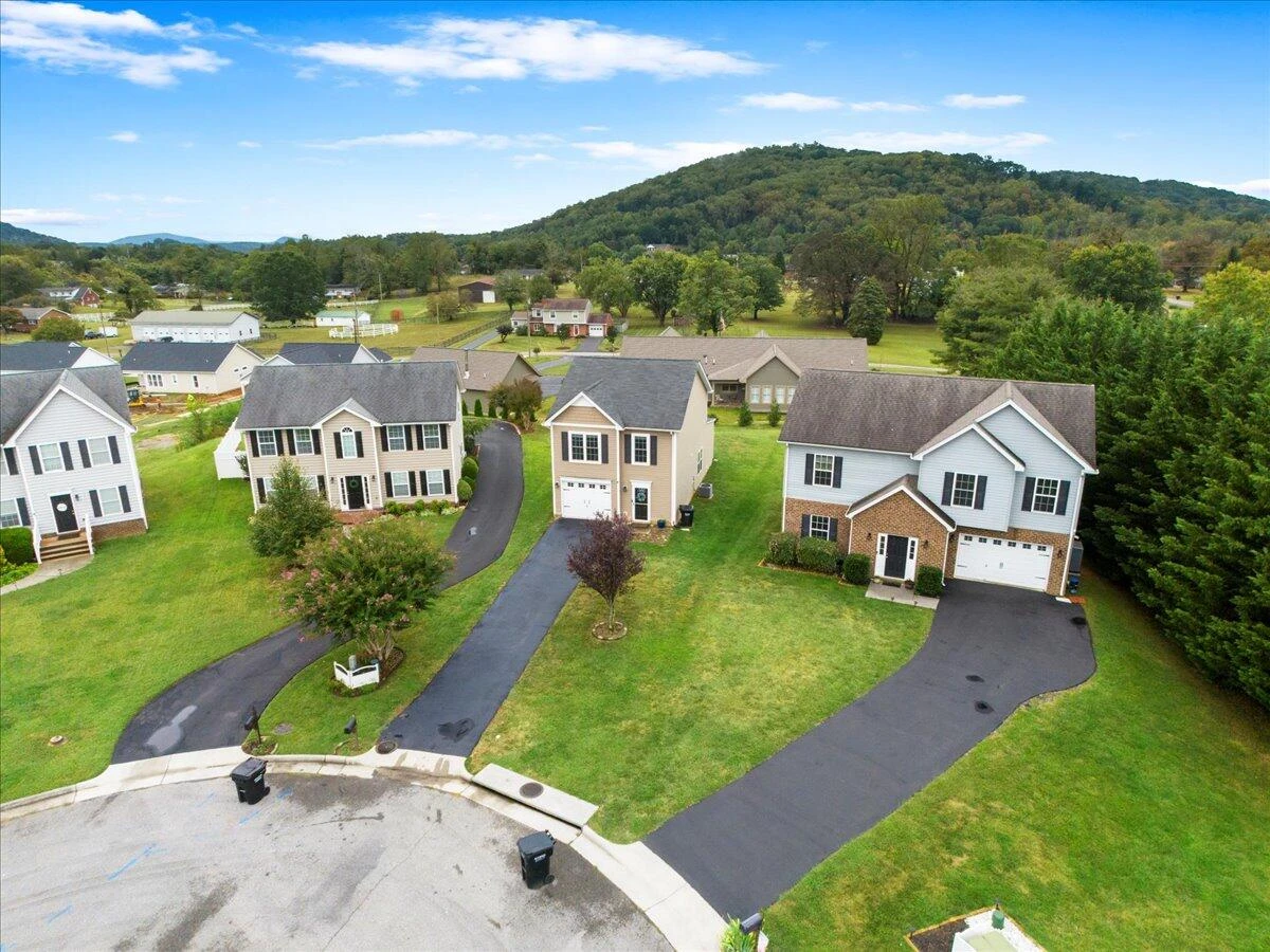 2606 Paddington Station LN - Photo 42