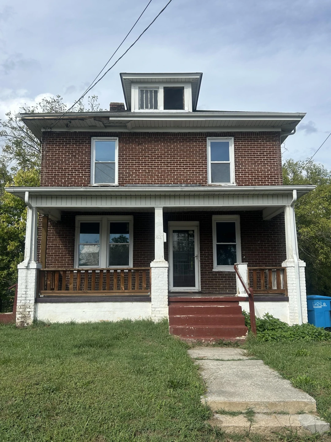 1627 Mercer AVE NW