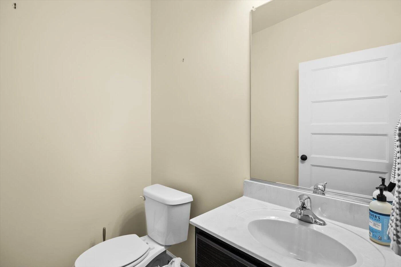 105 Ridgeway ST - Photo 23