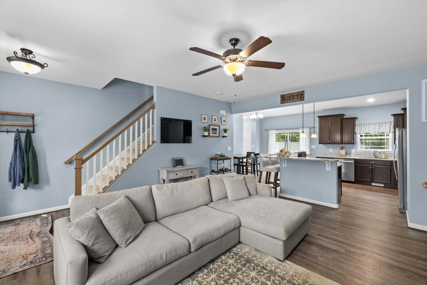 105 Ridgeway ST - Photo 13