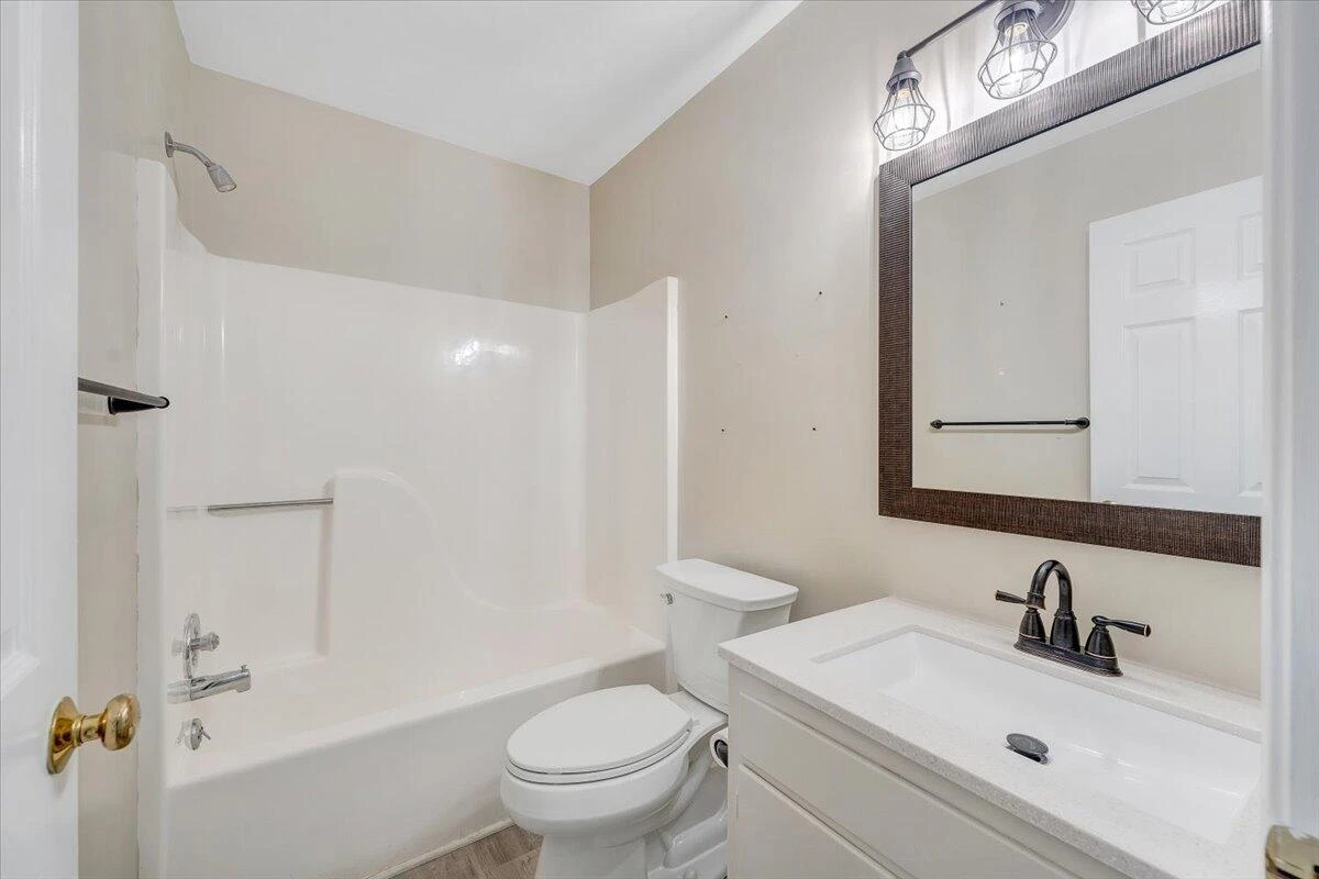 855 Stonegate CT - Photo 17