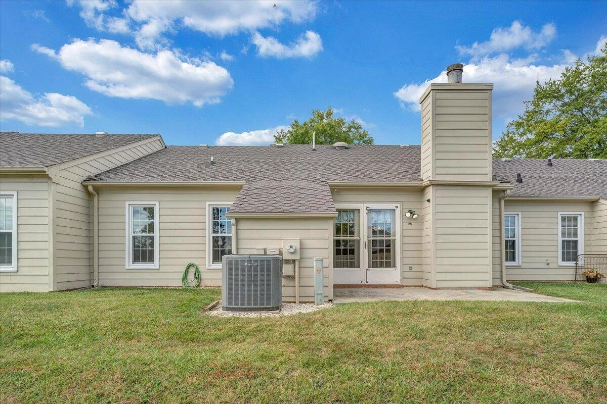 855 Stonegate CT - Photo 32