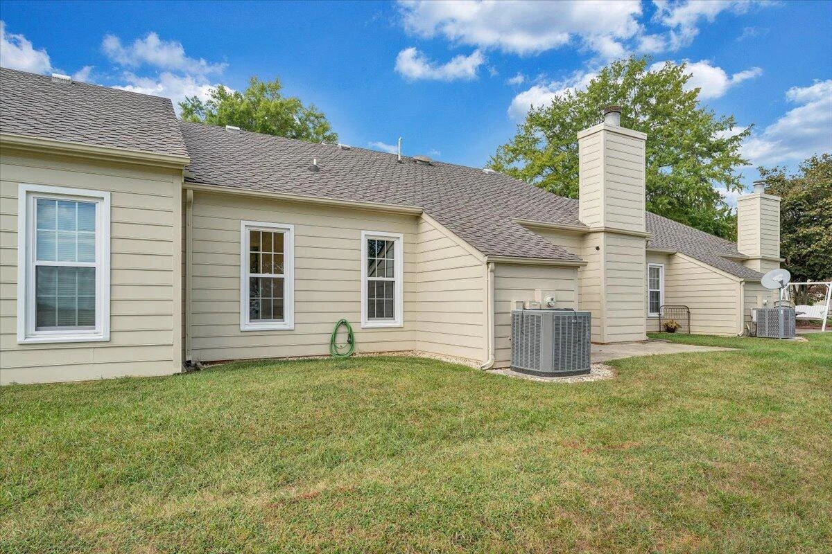 855 Stonegate CT - Photo 33