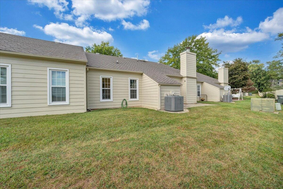 855 Stonegate CT - Photo 34