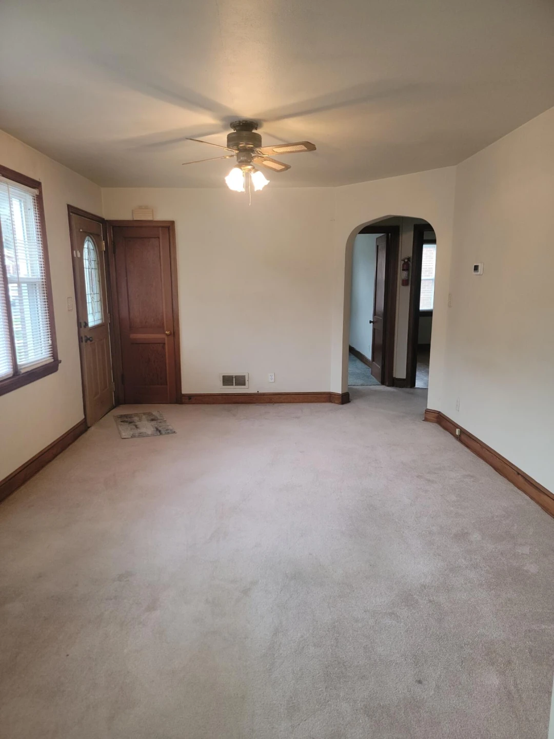 208 Wentworth AVE NE - Photo 17