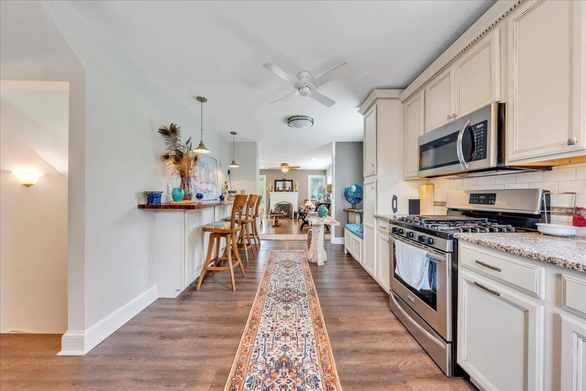 721 Mount Vernon AVE - Photo 10