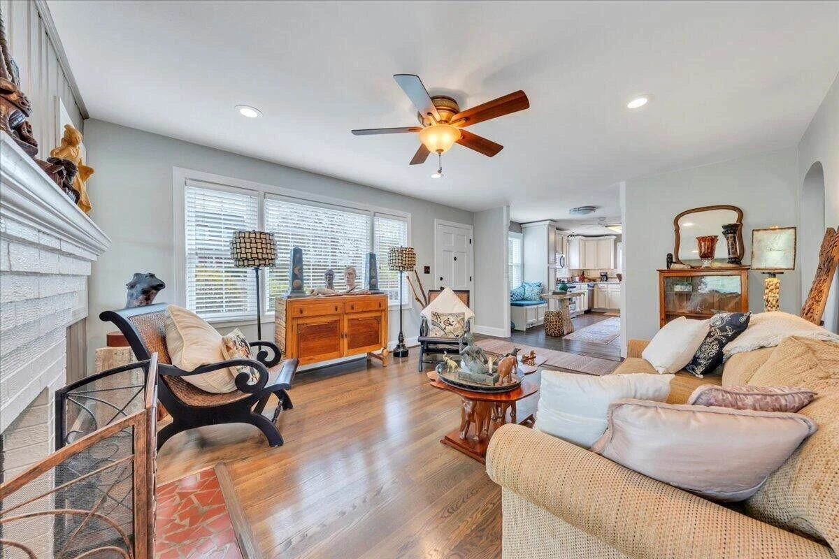 721 Mount Vernon AVE - Photo 4