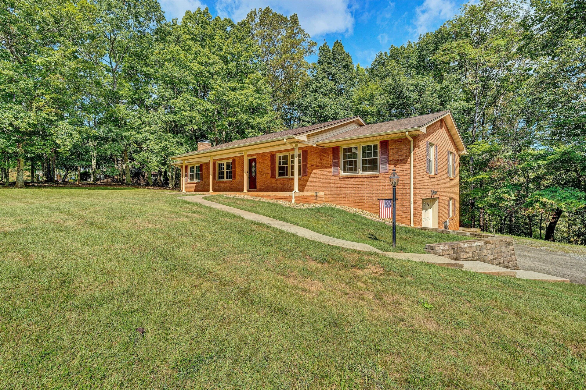 432 Ridge Mountain DR - Photo 2