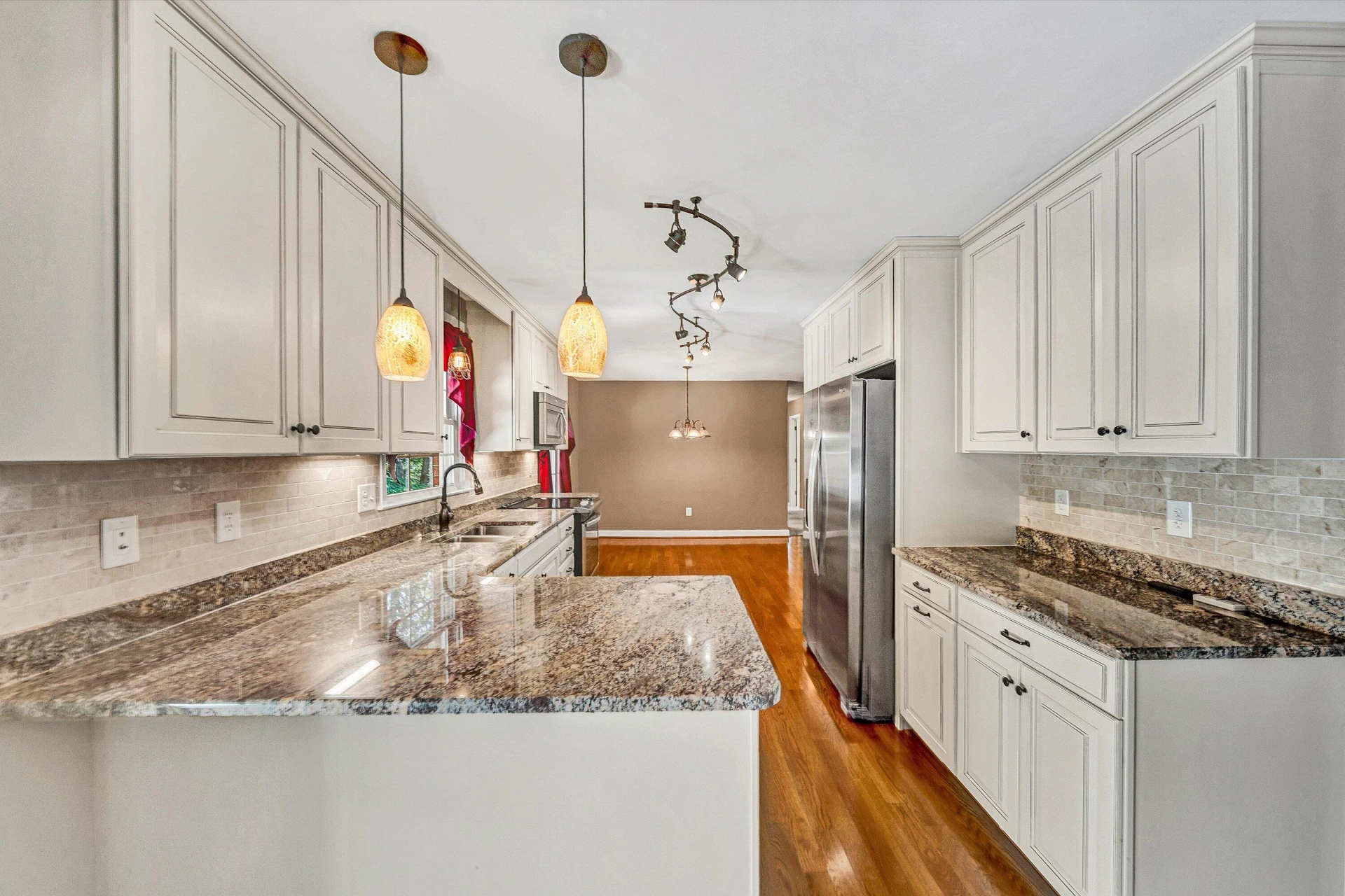 432 Ridge Mountain DR - Photo 9