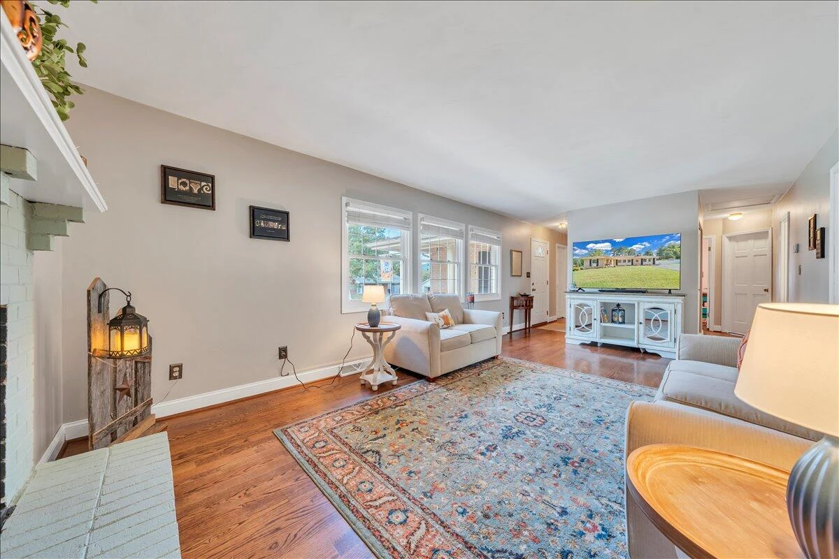 5019 Craun LN - Photo 6