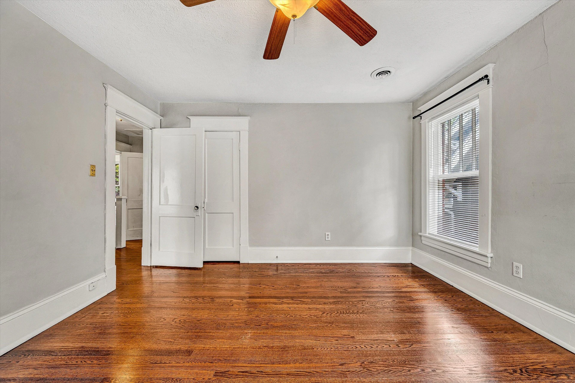 1506 Maple AVE SW - Photo 24