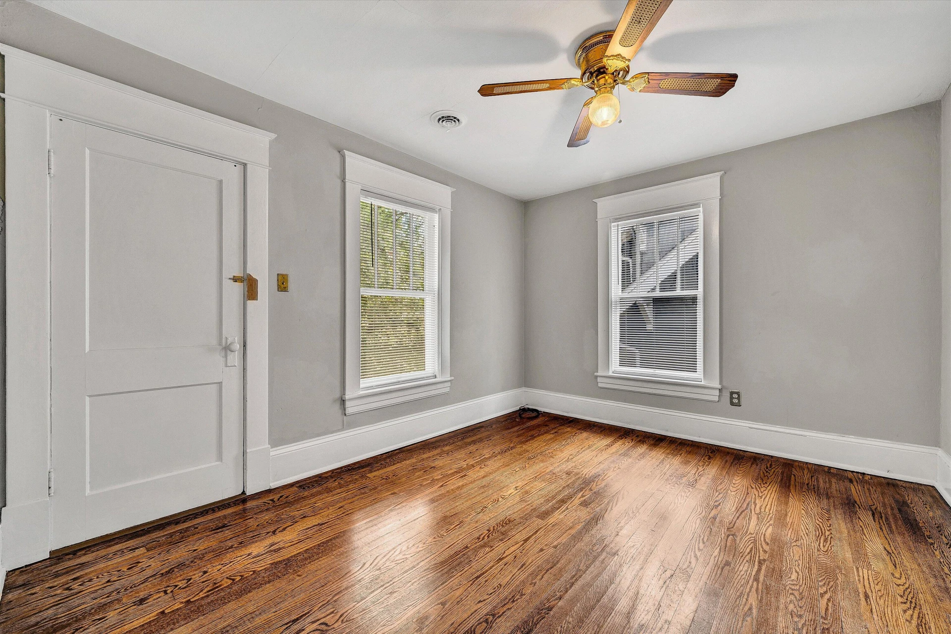 1506 Maple AVE SW - Photo 25