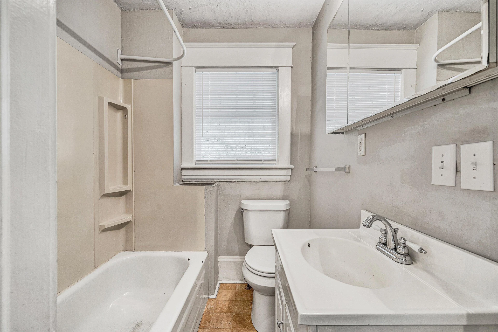1506 Maple AVE SW - Photo 29