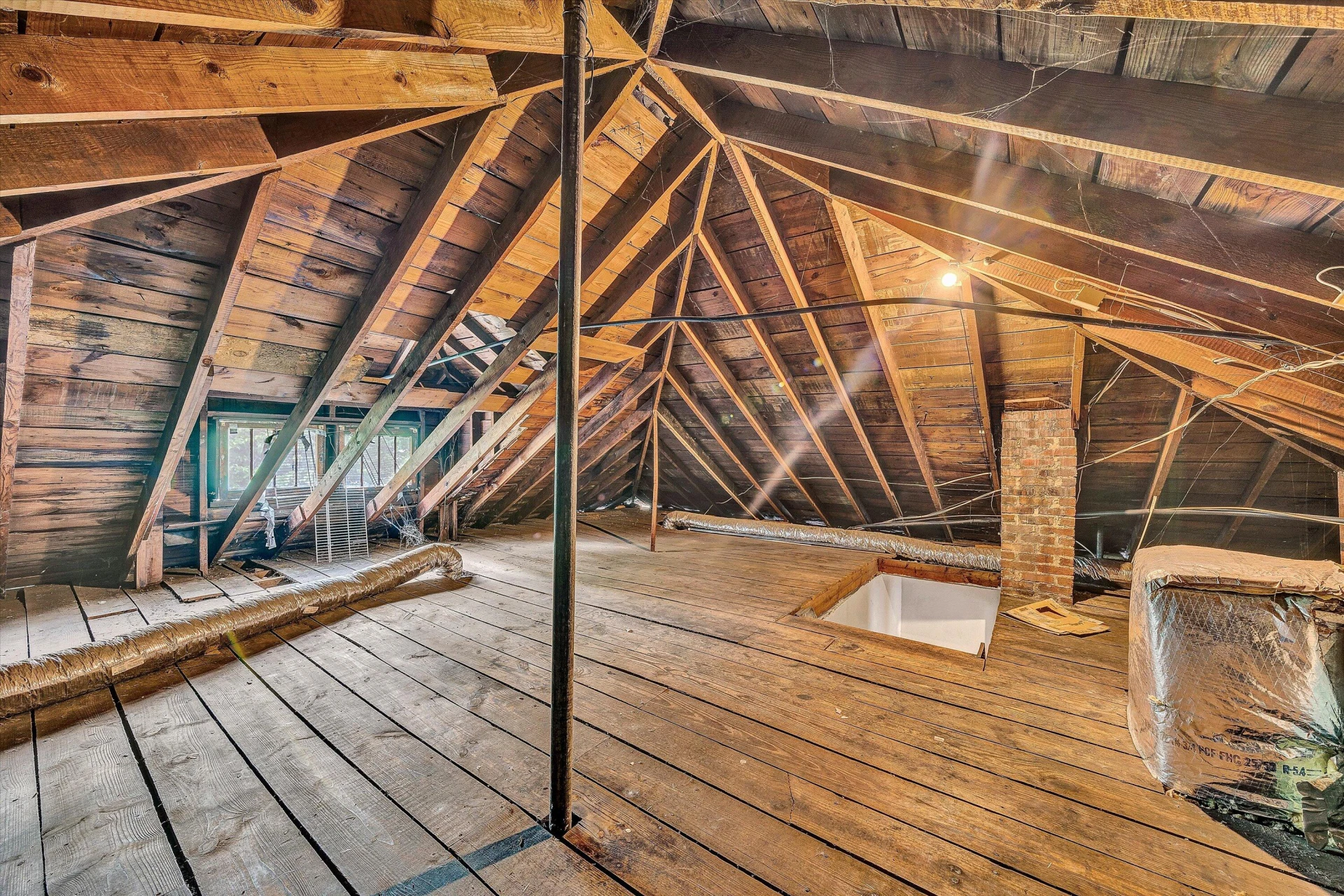 1506 Maple AVE SW - Photo 33