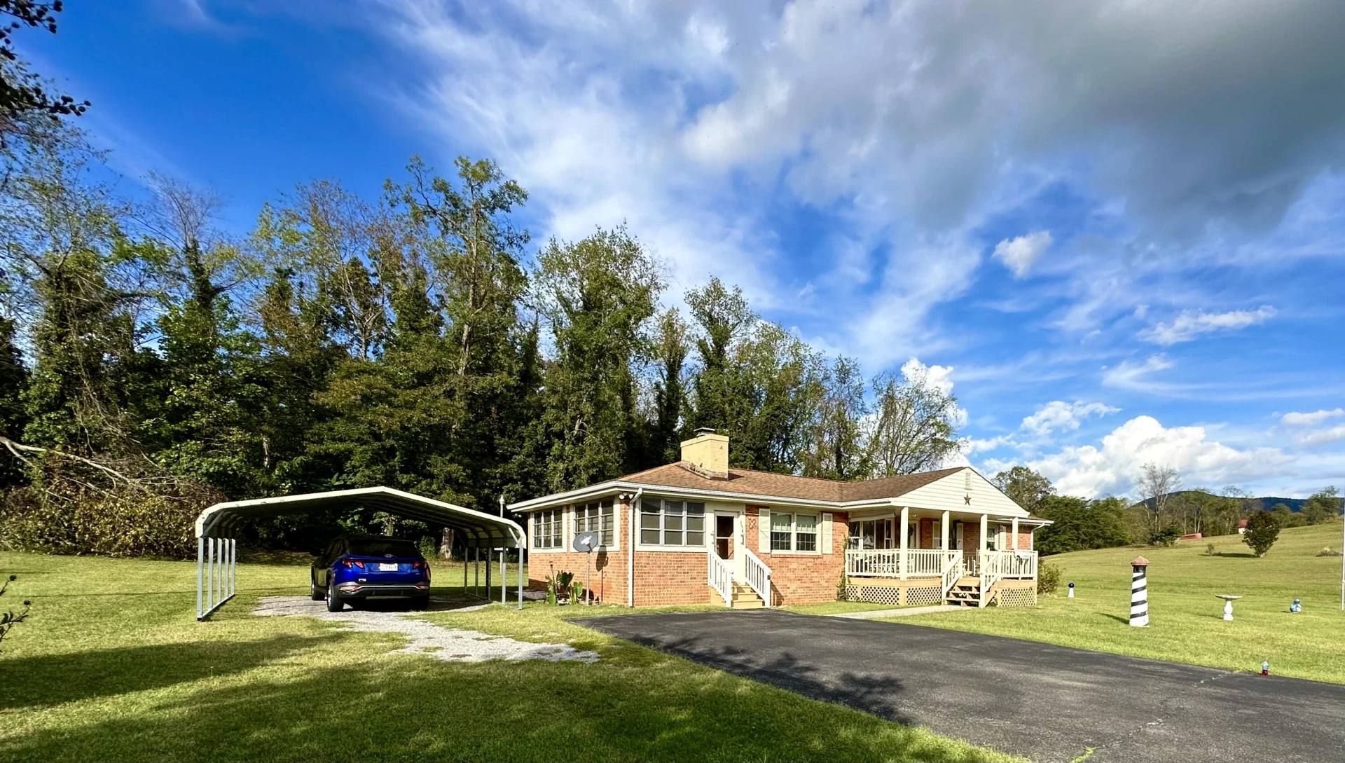 1347 Montvale ST - Photo 2