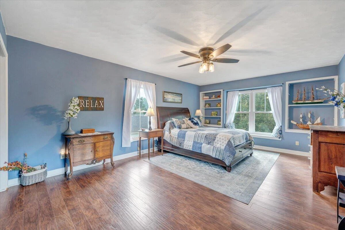 219 Academy ST - Photo 17