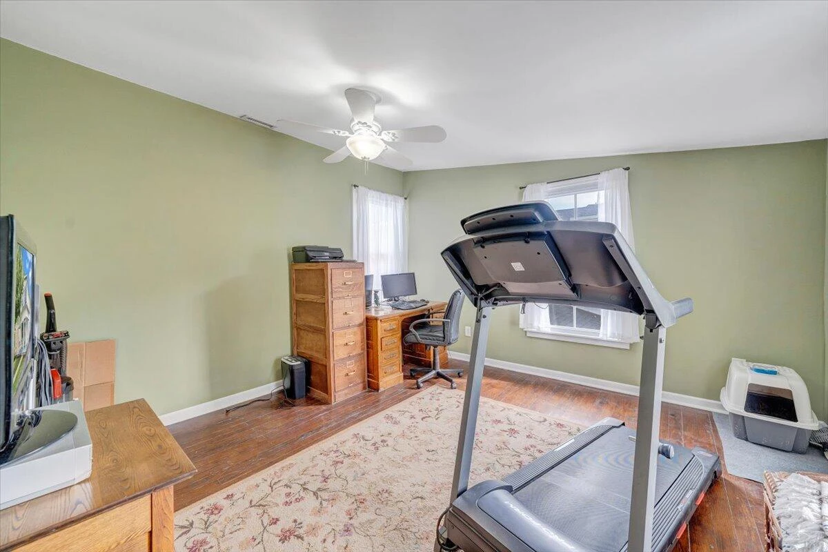 219 Academy ST - Photo 21