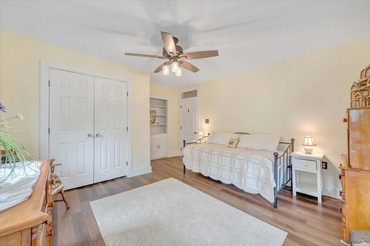 219 Academy ST - Photo 26