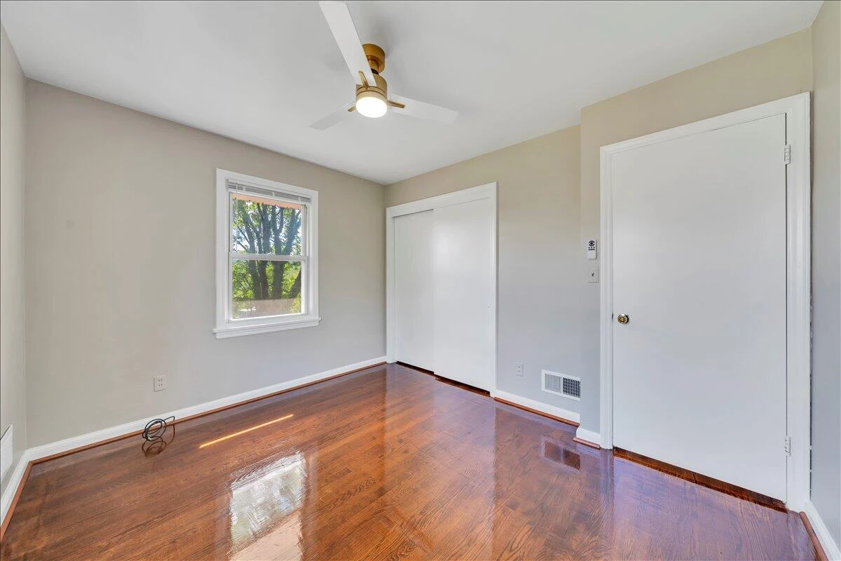 3641 Parkwood DR - Photo 20