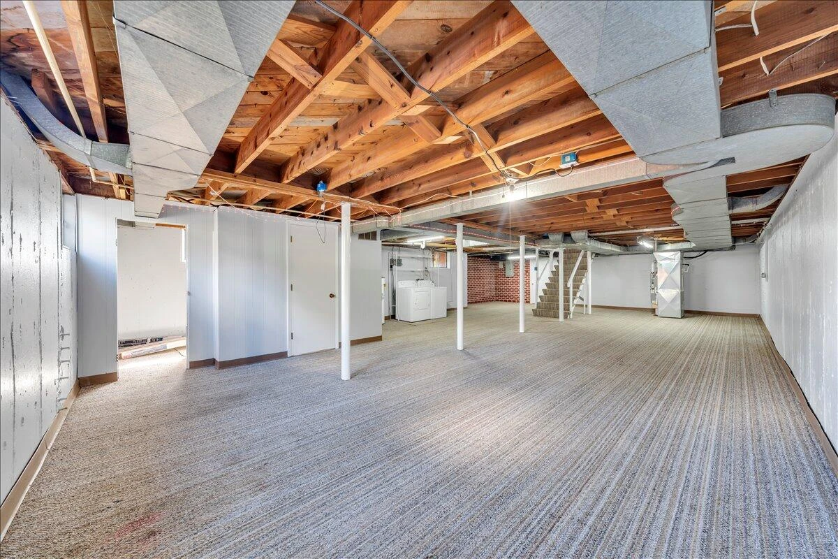 3641 Parkwood DR - Photo 25