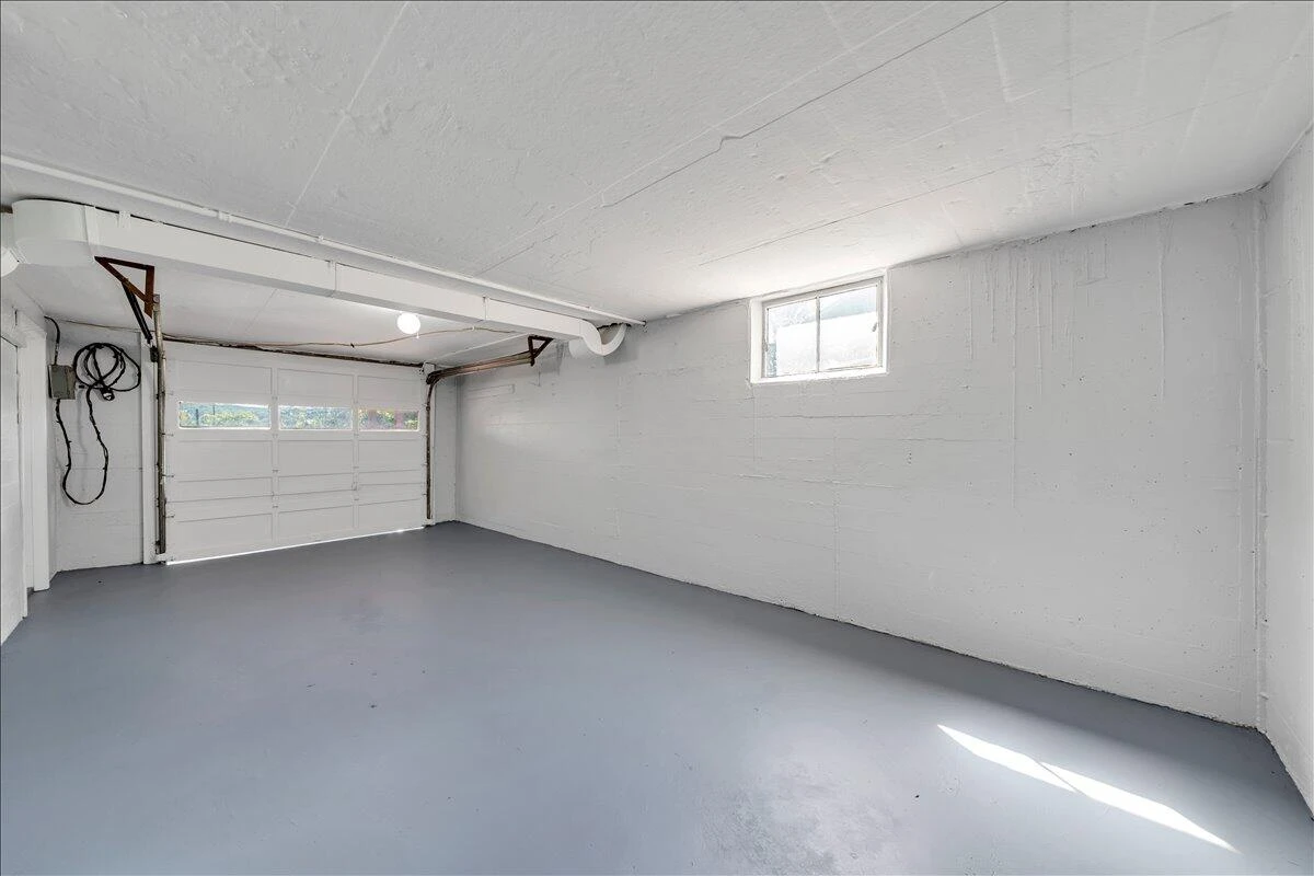 3641 Parkwood DR - Photo 26